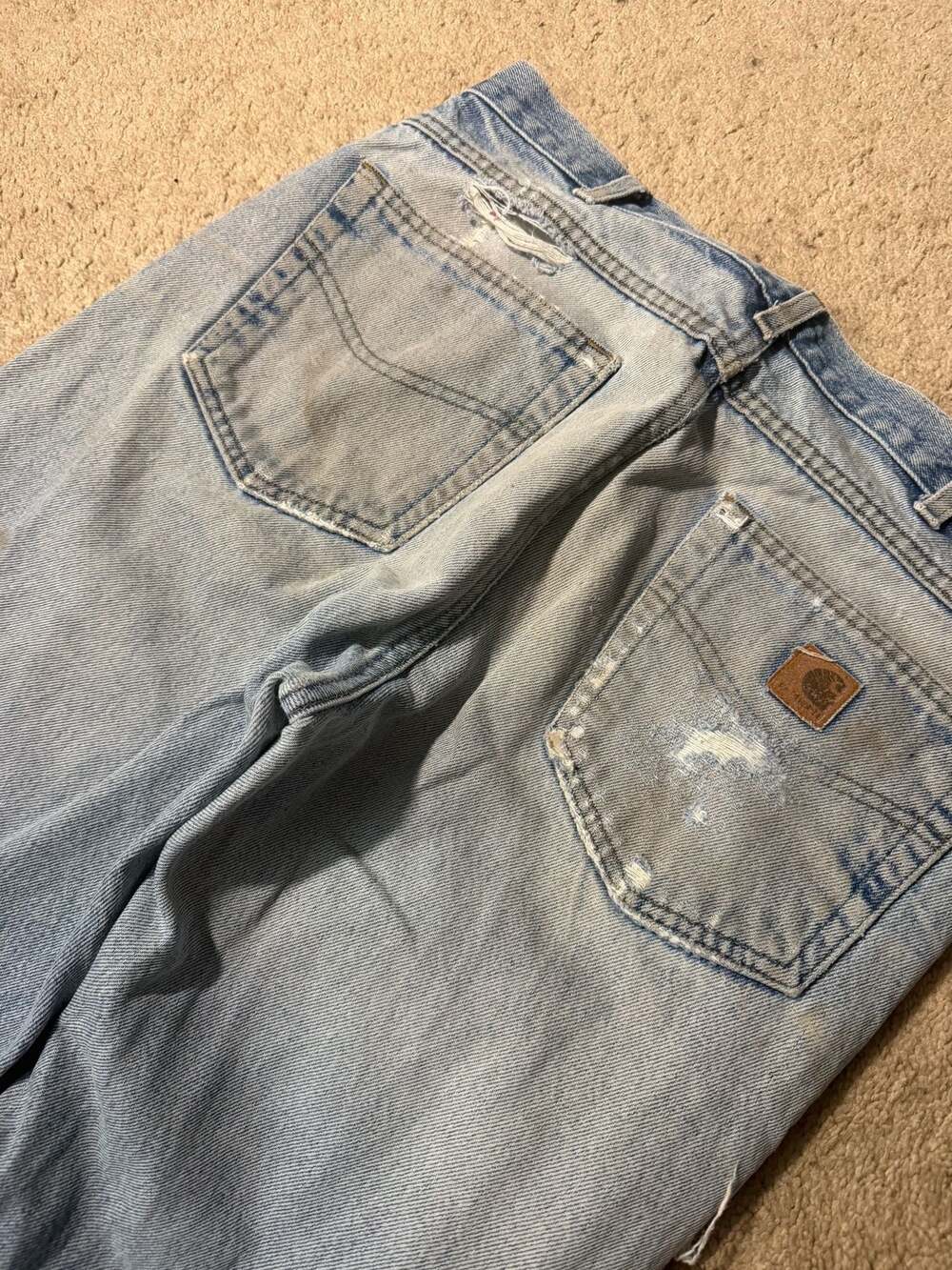 Vintage 2006 Carhartt Relaxed Fit Distressed Light Wash Denim Jeans Size 34x34